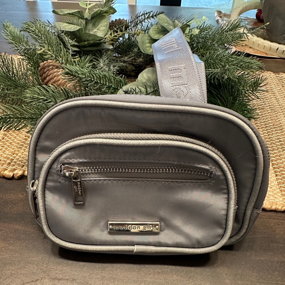 Madden Girl Fanny Pack